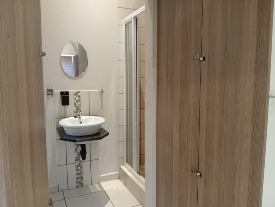 To Let 3 Bedroom Property for Rent in Waterval East North West